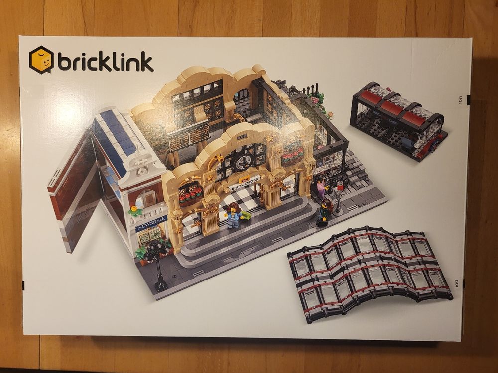 Lego Kit di costruzioni: Lego Bricklink 910034 Brick Cross Station – Nuovo e nell'imballaggio originale da Ettiswil venduto da beekeper13 1