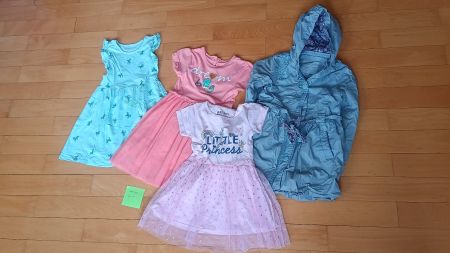 Mädchen Kleiderpaket Gr. 110/116