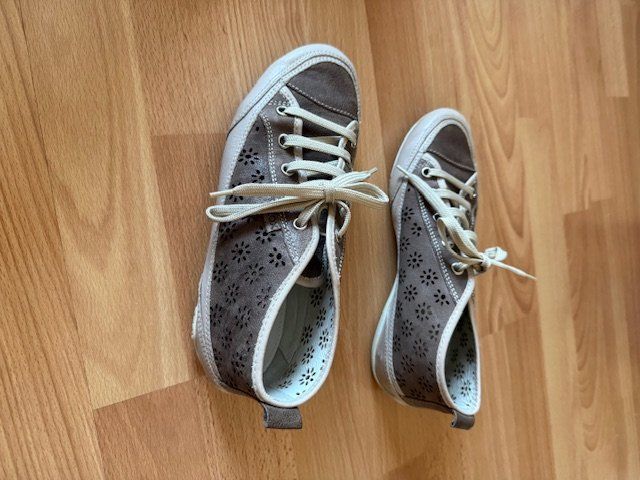 Geox Scarpe da donna: Sneakers Geox - taille 36 – Usato da Colombier NE venduto da framb 1