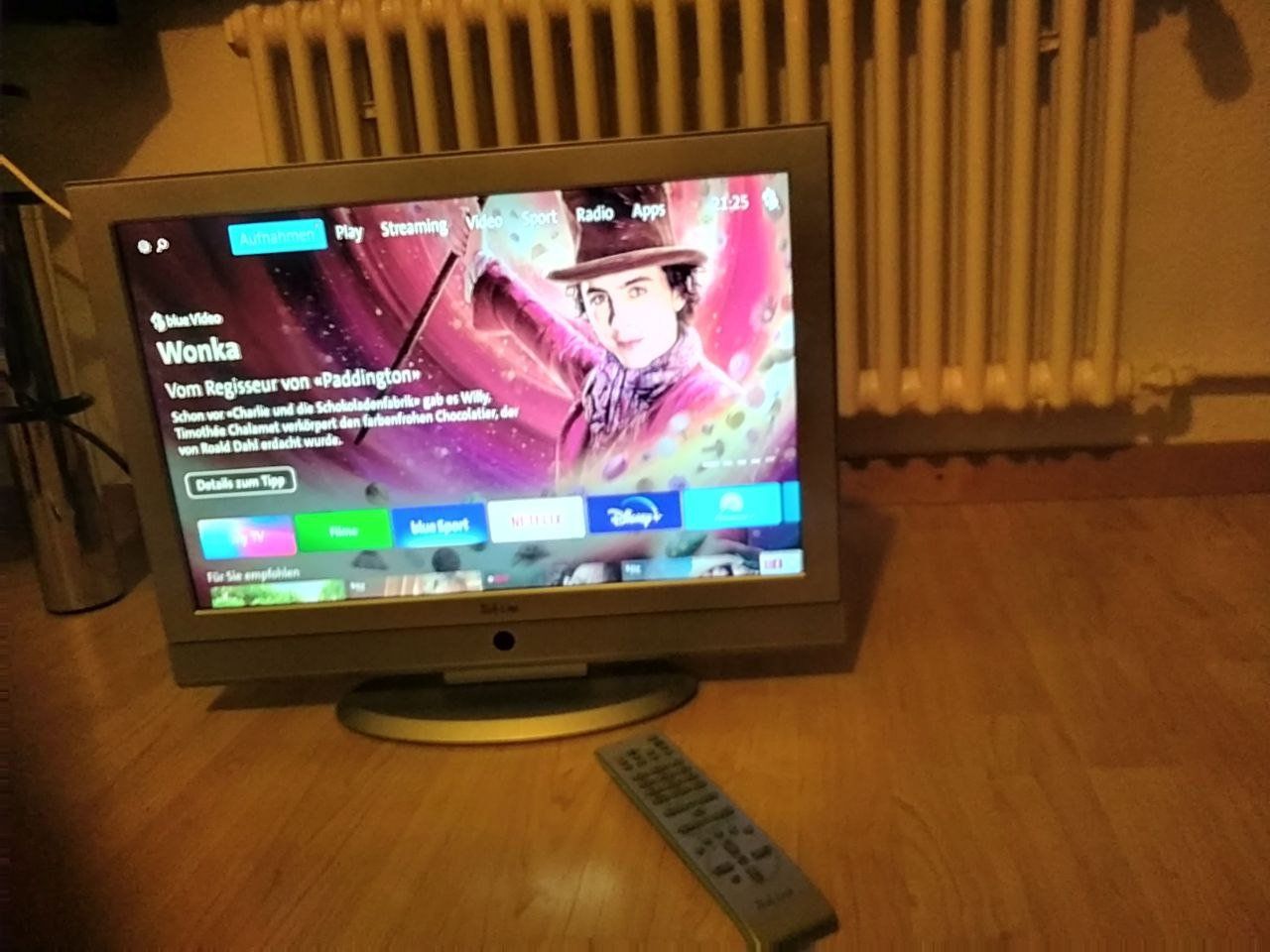 Televisori: Techline 22' Flatscreen TV, TL-22LC782 – Usato da Horgen venduto da mar_8rbw 2