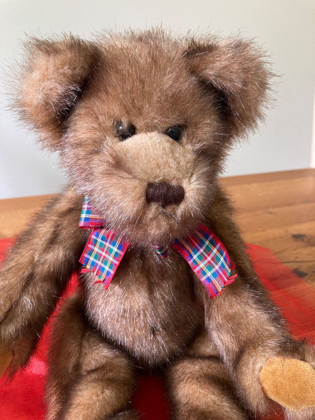 Giocattoli: Süsser Teddybär mit Schleife – Usato da Mönchaltorf venduto da Tschibi 2