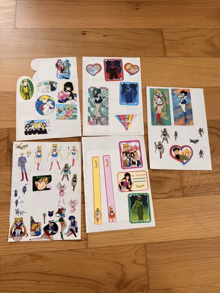Fumetti: Sailor Moon Set 90er Bundle Figur Poster Sticker Sammlung – Usato da Kölliken venduto da lieblingsfund_93 2