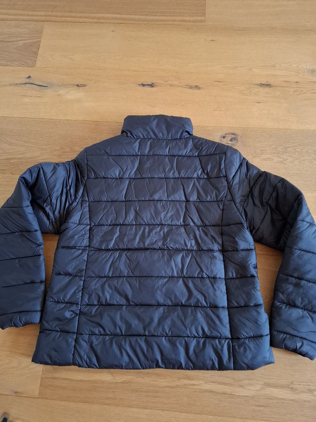 Vestes: Steppjacke Damen Grösse 40 schwarz  – Neuf (Voir description) à Arnegg par Seesicht64 1