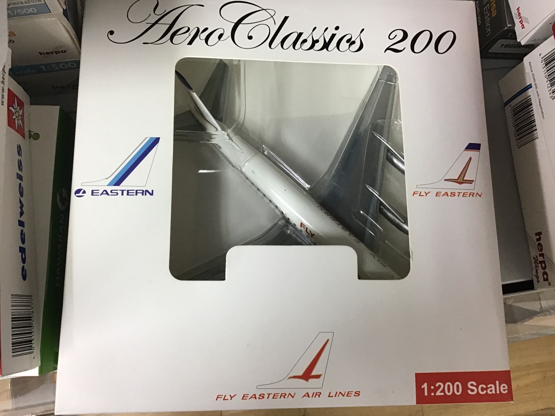 McDonnell Douglas Kit di modellismo & Modellini statici: Flugzeug Modell DC-8-61 Fly Eastern, 1:200, OVP! – Nuovo (secondo la descrizione) da Männedorf venduto da Modelle-aller-Art 5