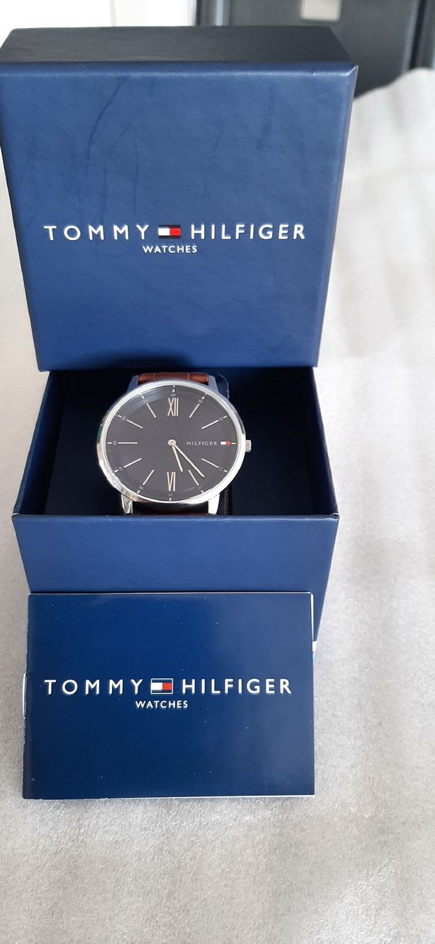 Tommy Hilfiger Orologi: Tommy Hilfiger Uhr – Nuovo (secondo la descrizione) da Zuzwil SG venduto da alfaromeo159ti 1