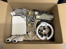 Wii Konsole mit spiele und Zubehör 