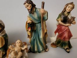 6 neue schöne Krippenfiguren 10,5 mit OVP  cm.