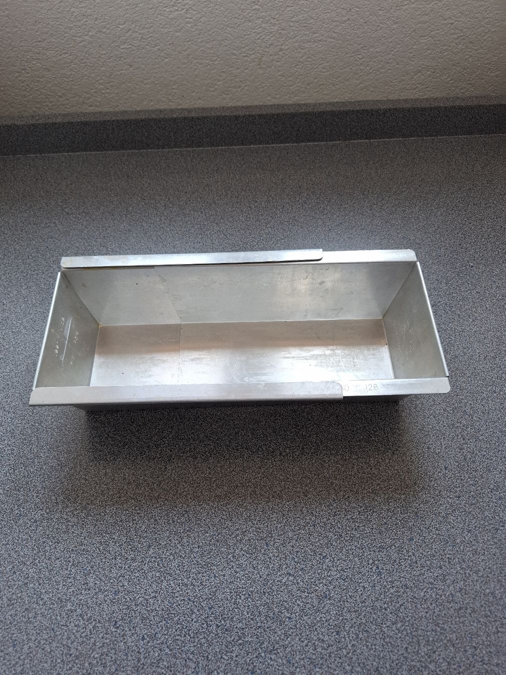 Teglie da forno: Cakeform Aluminium guter Zustand – Usato da Bern venduto da Madagaskarpalme