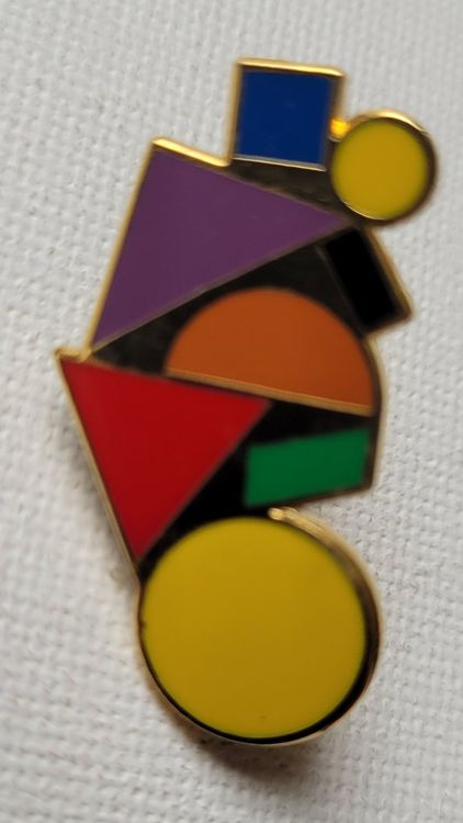 PIN AUS METALL (Gebraucht) in Neftenbach für CHF 1 – mit Lieferung auf ...