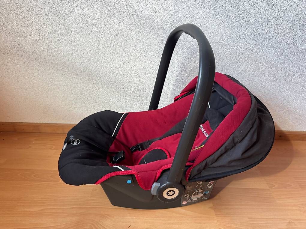 Seggiolini per auto: Babyschale-Autositz – Usato da Bern venduto da anolba