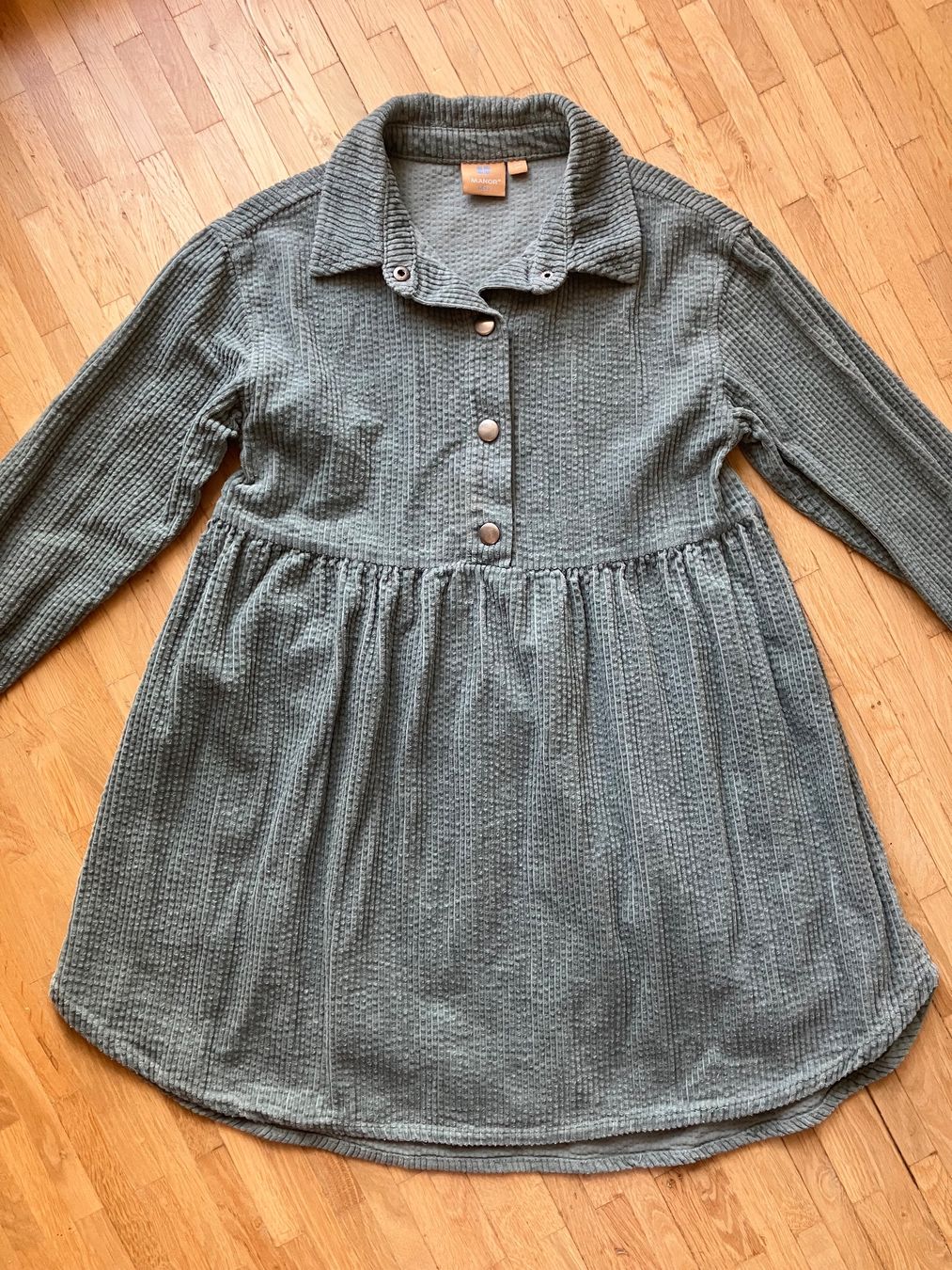 Manor Vestiti & Gonne: Mädchen Winterkleid Gr. 128 – Usato da Basel venduto da Hamburg82