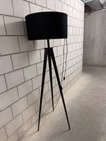 Stehlampe