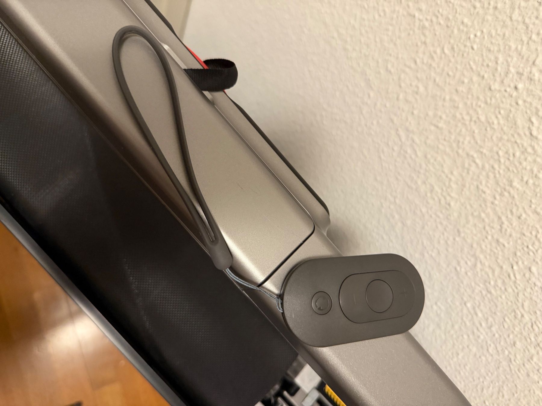 Kingsmith Vélos d'appartement: KingSmith WalkingPad R2 – D'occasion à Adliswil par MikeApp 4