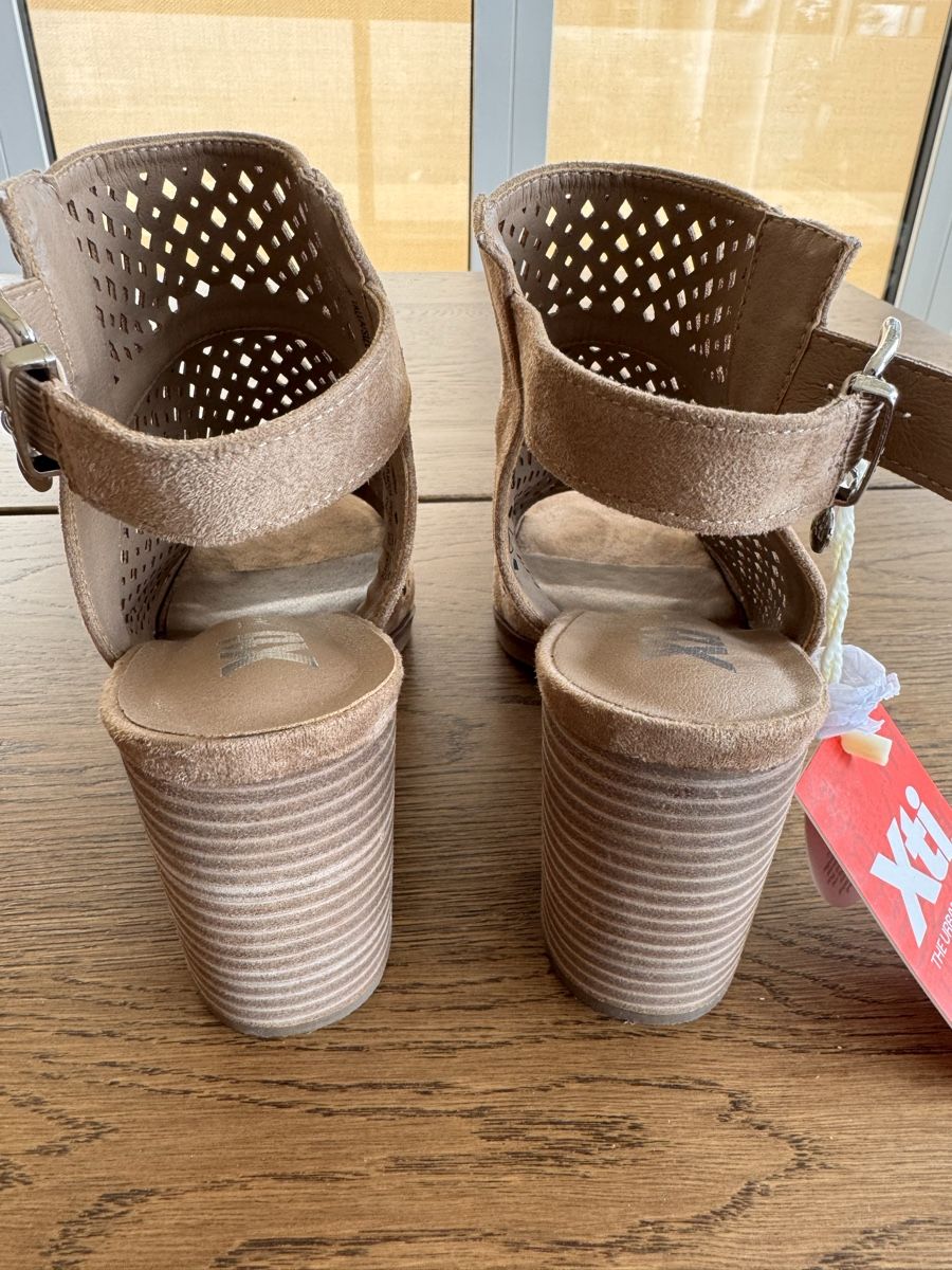 Scarpe da donna: Sandale XTi – Nuovo (secondo la descrizione) da Pratteln venduto da sandra_39 4