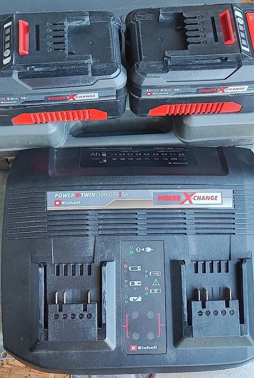 Akkus & Batterien: Einhell POWER X TWIN CHARGER – Gebraucht aus Genf von AdiOs2 2