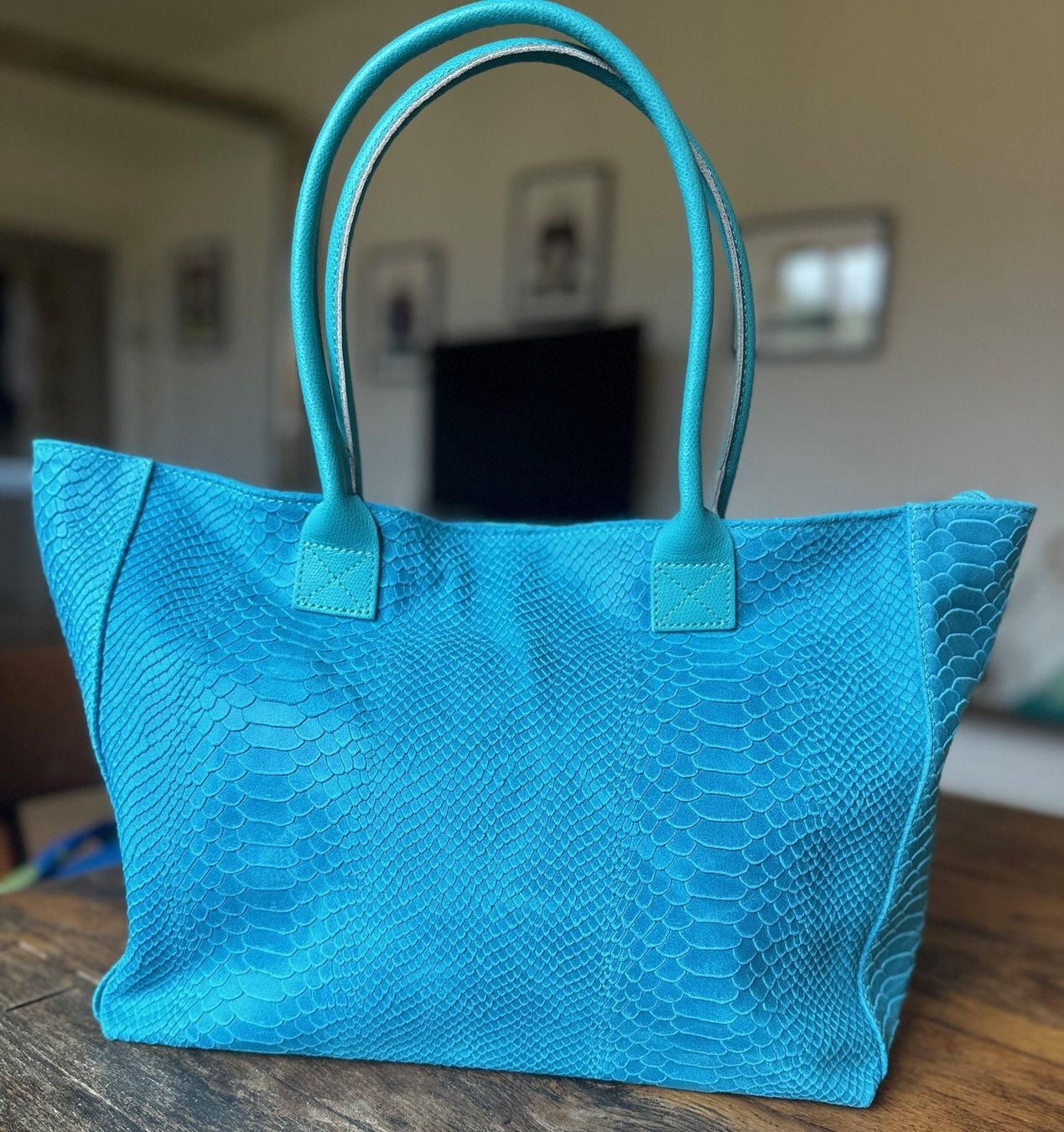 Borse da donna: BAG EN CUIR! – Nuovo e nell'imballaggio originale da Locarno venduto da NicoNion