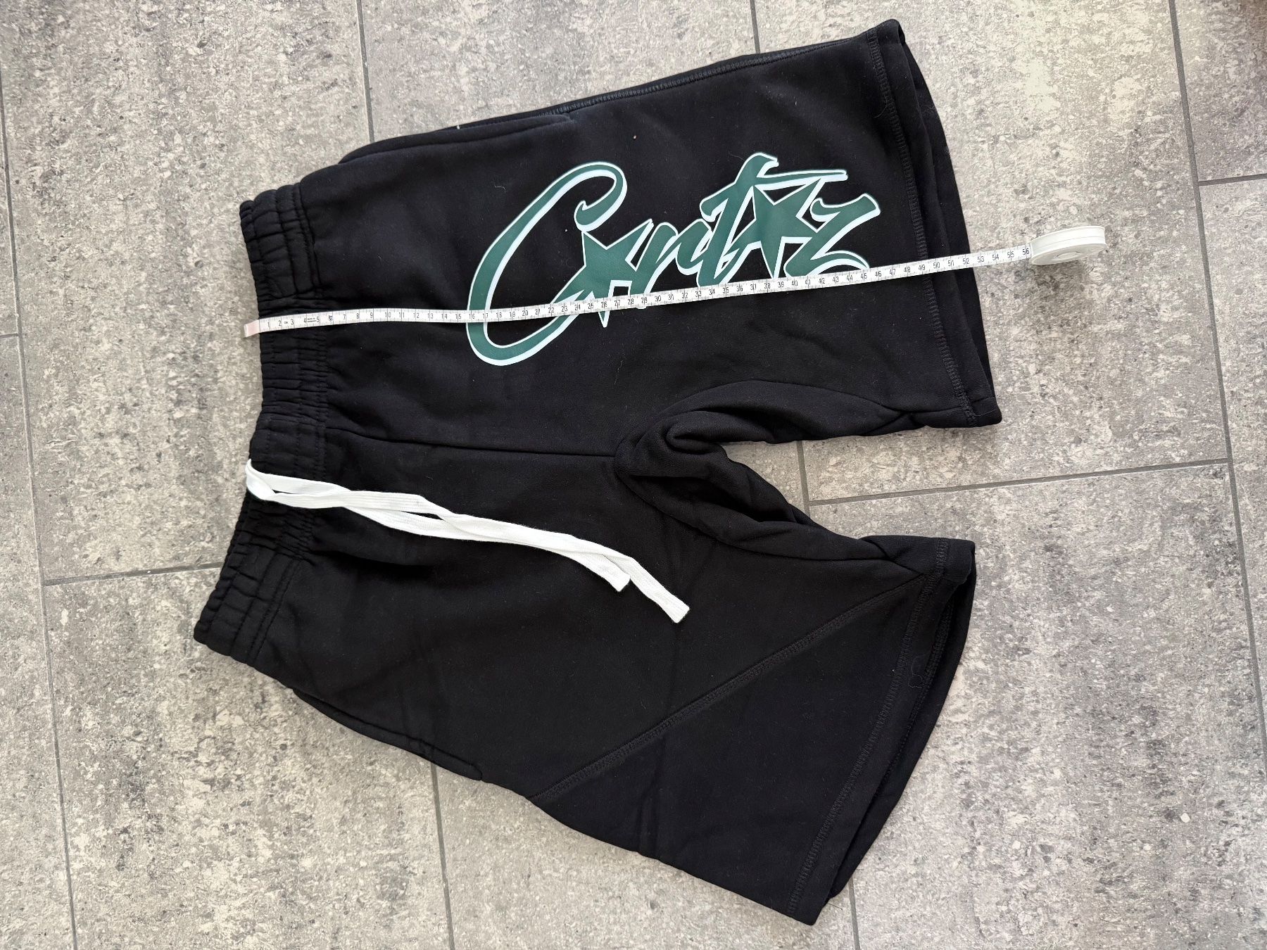 Corteiz Pantalons: Corteiz Shorts – Neuf (Voir description) à Allschwil par lor_6cgq 2