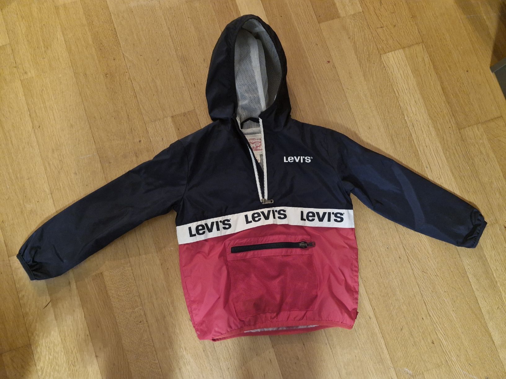 Levi's Vestes & Manteaux: Levi's Windjacke Grösse 116 – Neuf (Voir description) à Dällikon par VanBat