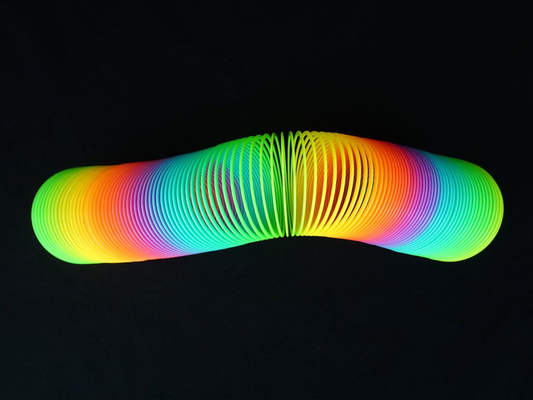 Giocattoli: Slinky Toy in Regenbogen Farben – Usato da Pratteln venduto da Restwert_Pratteln 2