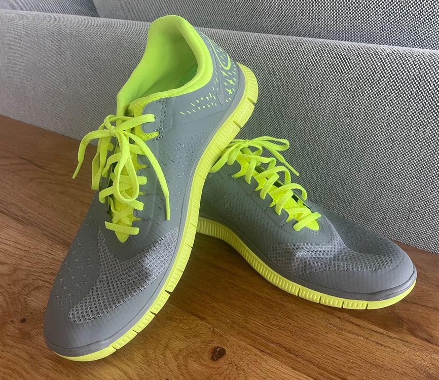 Nike free 2024 4.0 grau