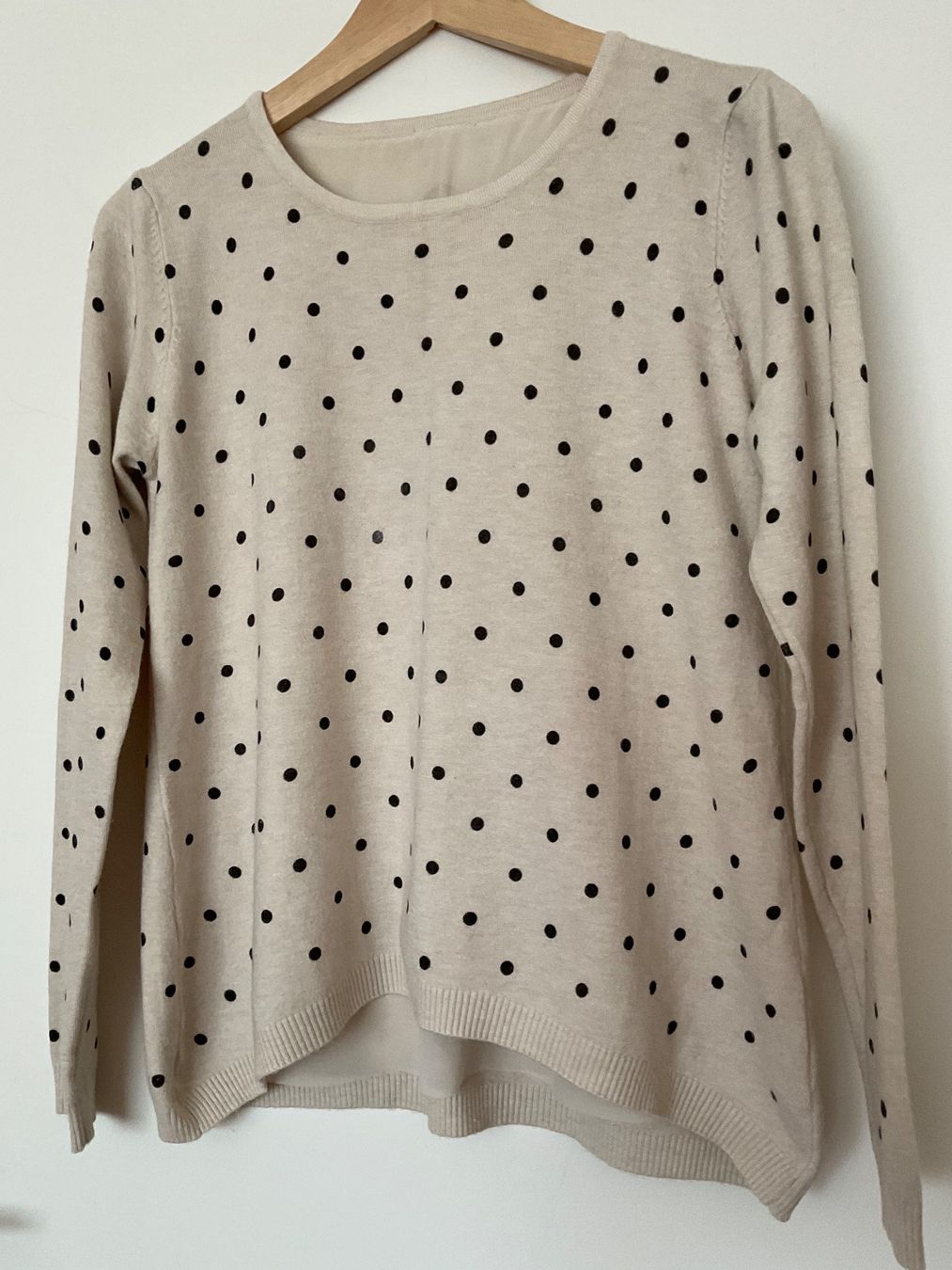 Pulls & Sweat-shirts: Kaschmir Wolle Seide Pullover Gr S ecrue / schwarz – D'occasion à Urdorf par alda02 1
