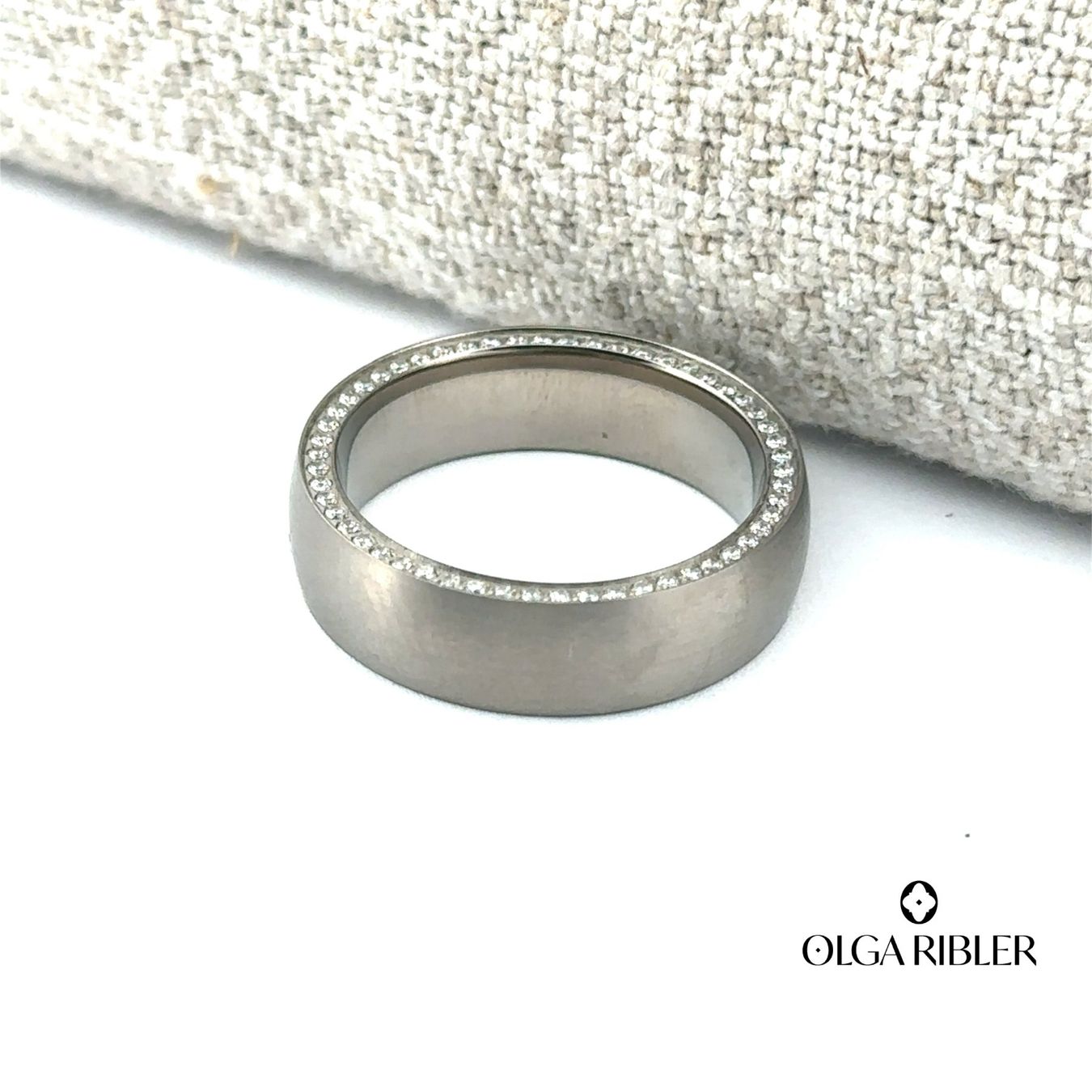 Olga Ribler Ringe: 6 mm breiter Ring Titanium mit Zirkonia Grösse 56 – Neu (gemäss Beschreibung) aus Luzern von Schmuckoutlet 1