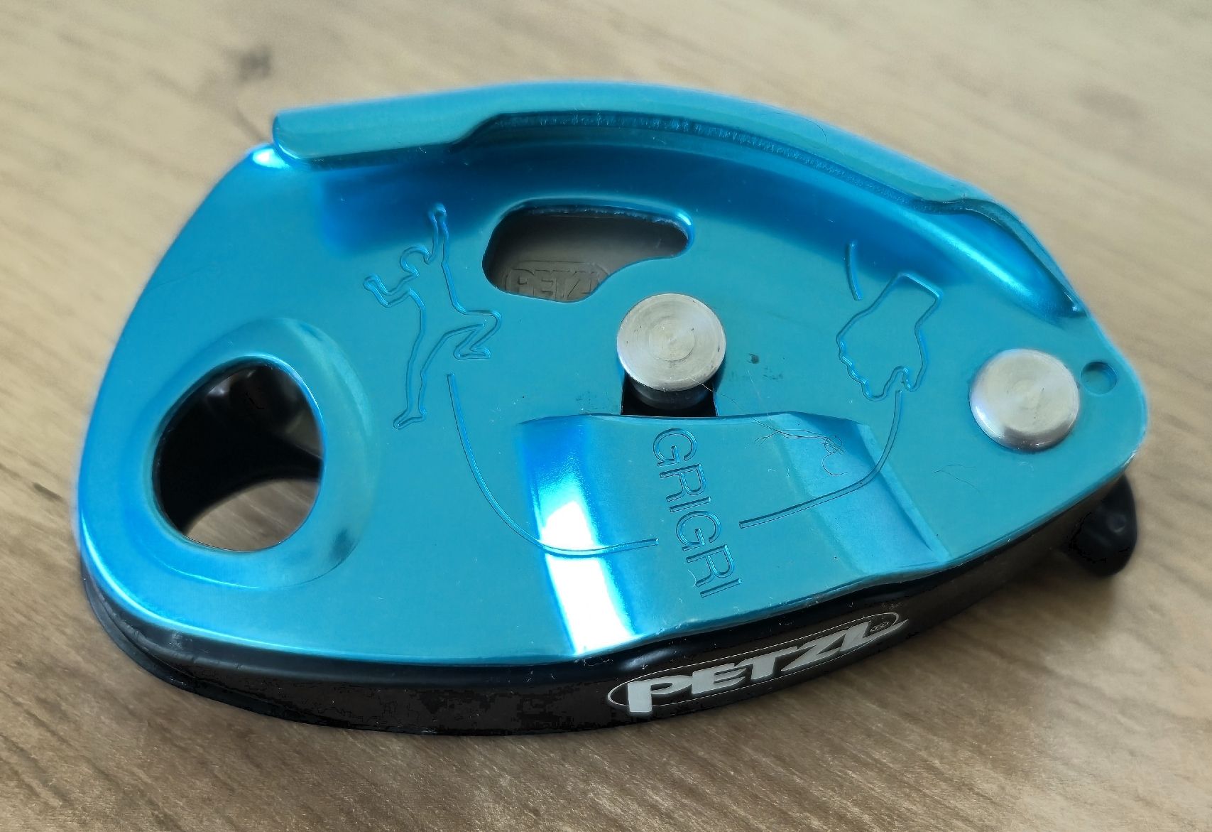 Attrezzatura da arrampicata: Petzl Grigri – Usato da Zürich venduto da ILove2ndHandCommerce