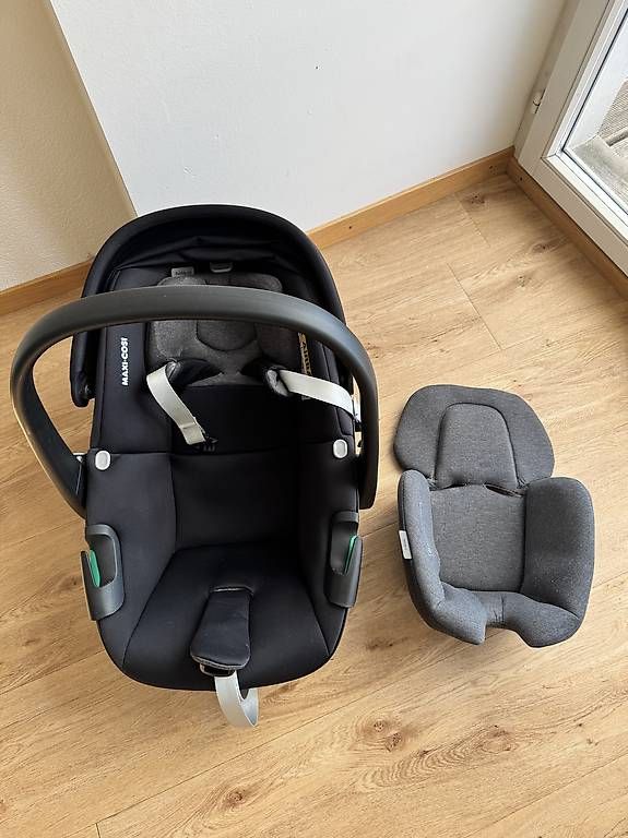 Auto-Kindersitze: Maxi Cosi Pebble 360 – Gebraucht aus Wil SG von IozzoL 3