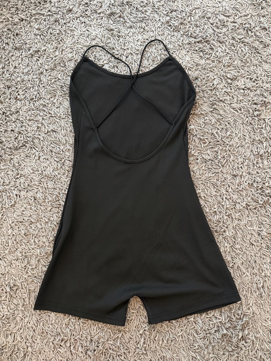 Tute: Jumpsuit schwarz kurz – Nuovo (secondo la descrizione) da Frümsen venduto da laura002 2