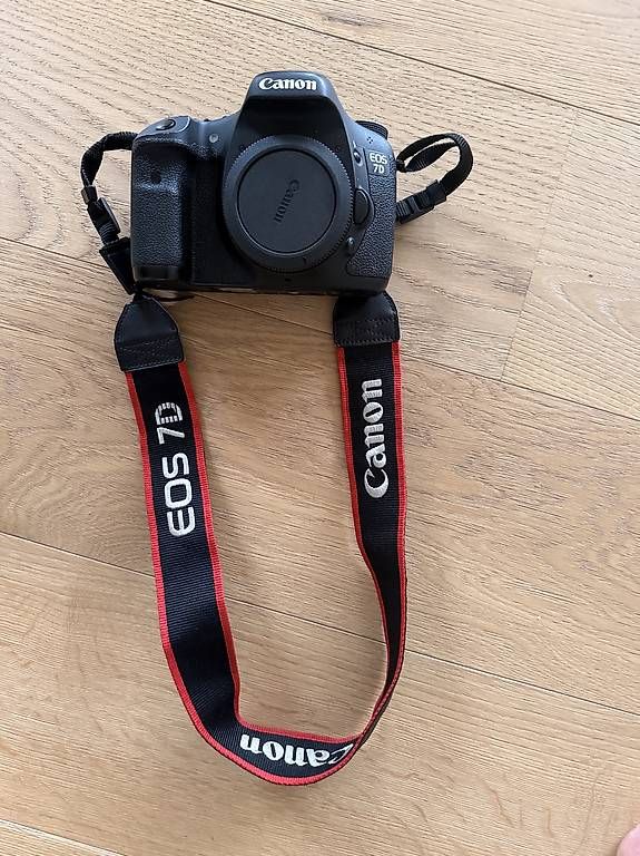 Fotocamera: Canon EOS 7D Kamera Body – Usato da Grenchen venduto da Daume