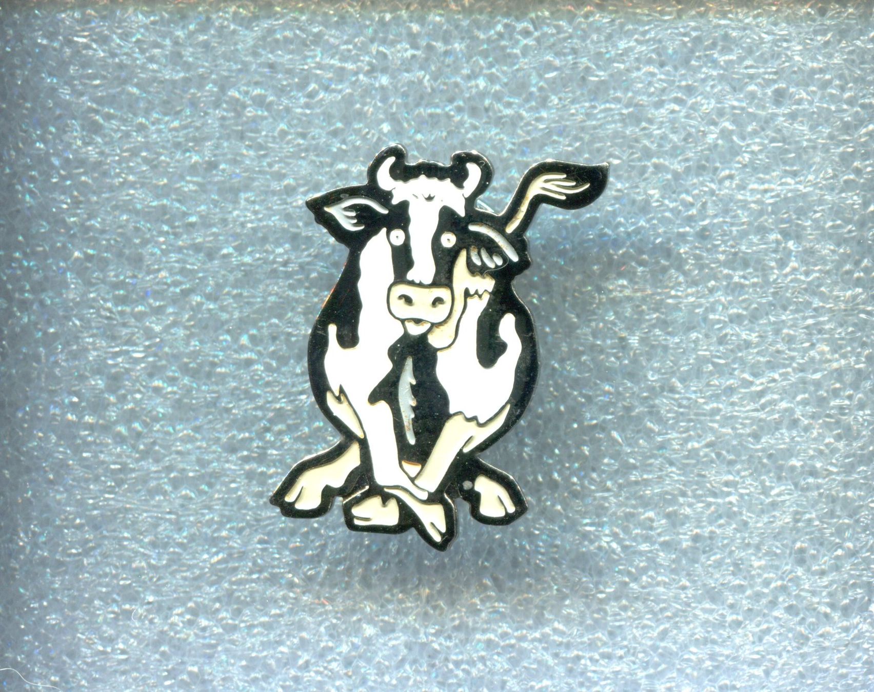 Placchette & Badge: KUH aus der Milchwerbung – Usato da Winterthur venduto da Sammleroase
