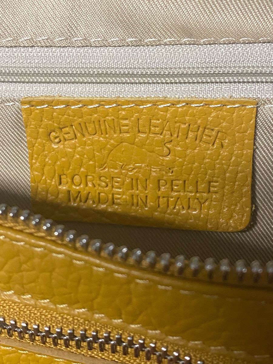 Borse da donna: Lederbauchtasche, Umhängetasche – Usato da Biel-Benken BL venduto da PANORMUS 2