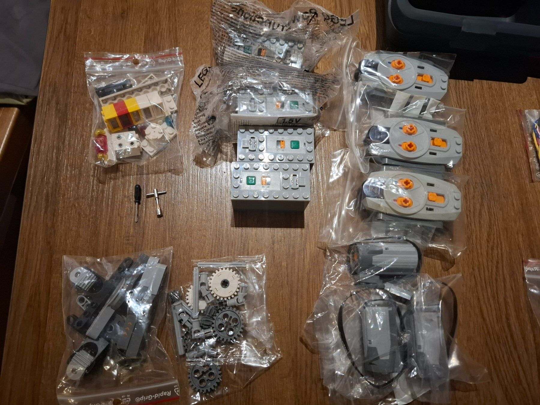Lego Spielzeuge: Grosse Lego Sammlung plus Alternative Klemmbausteine – Gebraucht aus Wila von Osal 6