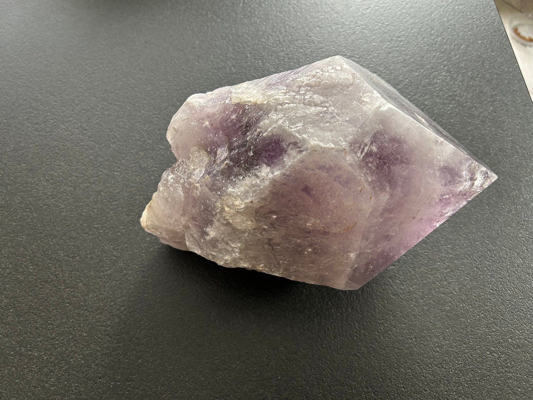 Minerali & Pietre curative: Grosser Amethyst Rohstein Spitze Kristall – Usato da Root venduto da msshop 2