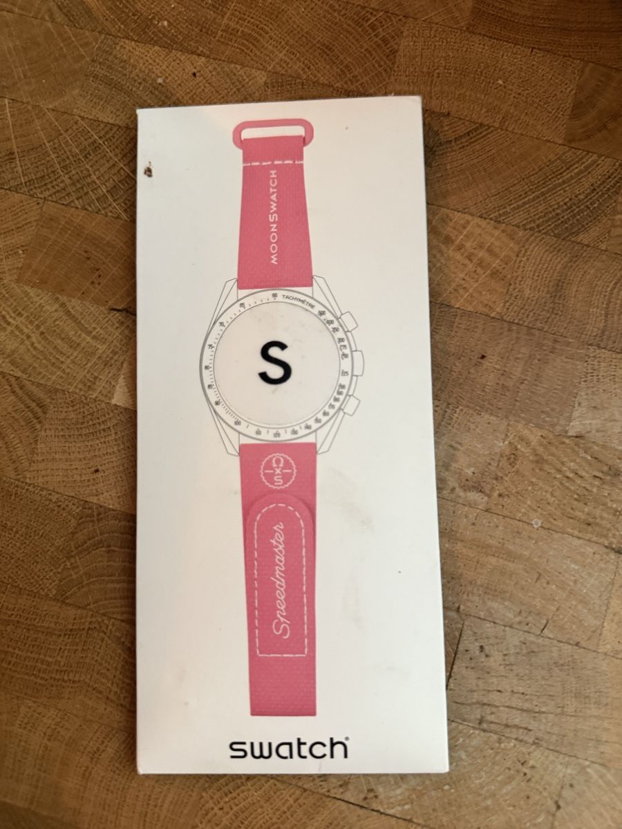 Swatch Orologi: Moonswatch Band Pink – Nuovo e nell'imballaggio originale da Embrach venduto da Tom1717