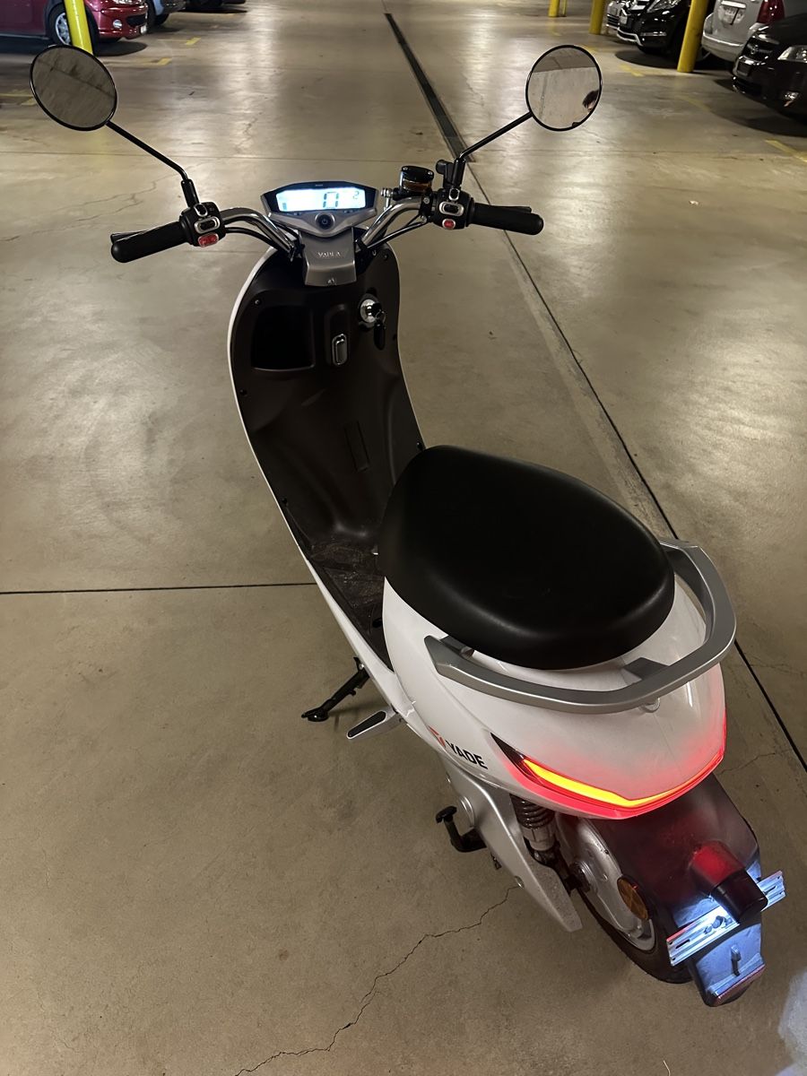 Yadea Scooter: YADEA C-Umi – Usato da schwerzenbach venduto da Sendmail50
