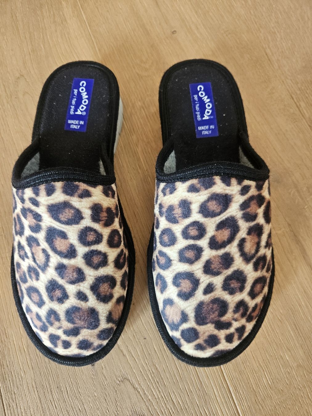 Damenschuhe: Hausschuhe Gr. 40 – Neu (gemäss Beschreibung) aus Sursee von sop_vxr7