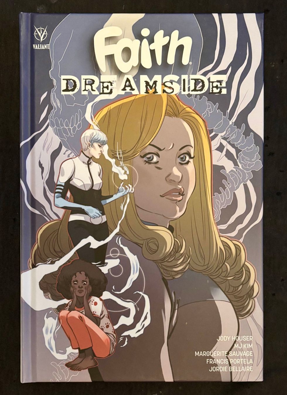 Comics: Faith : Dreamside (français) – Neu (gemäss Beschreibung) aus Mont-sur-Lausanne von Slushymana