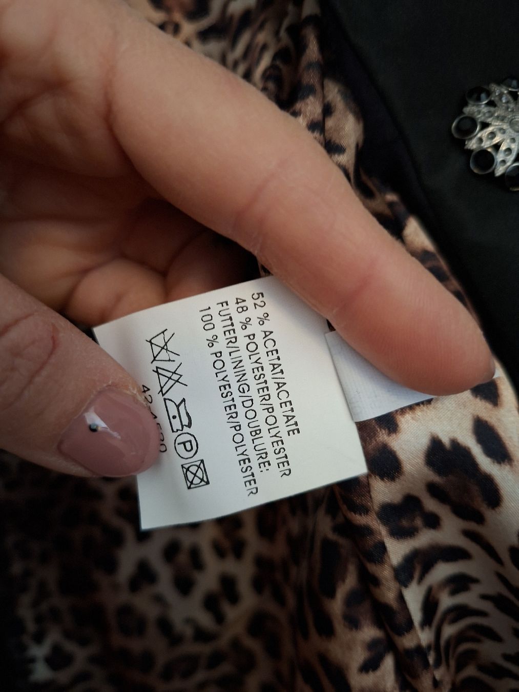 Giacche: Blazer Gr. 40 Schwarz mit Leopardenmuster als Innenfutter – Nuovo (secondo la descrizione) da Horgen venduto da Laala5151 3
