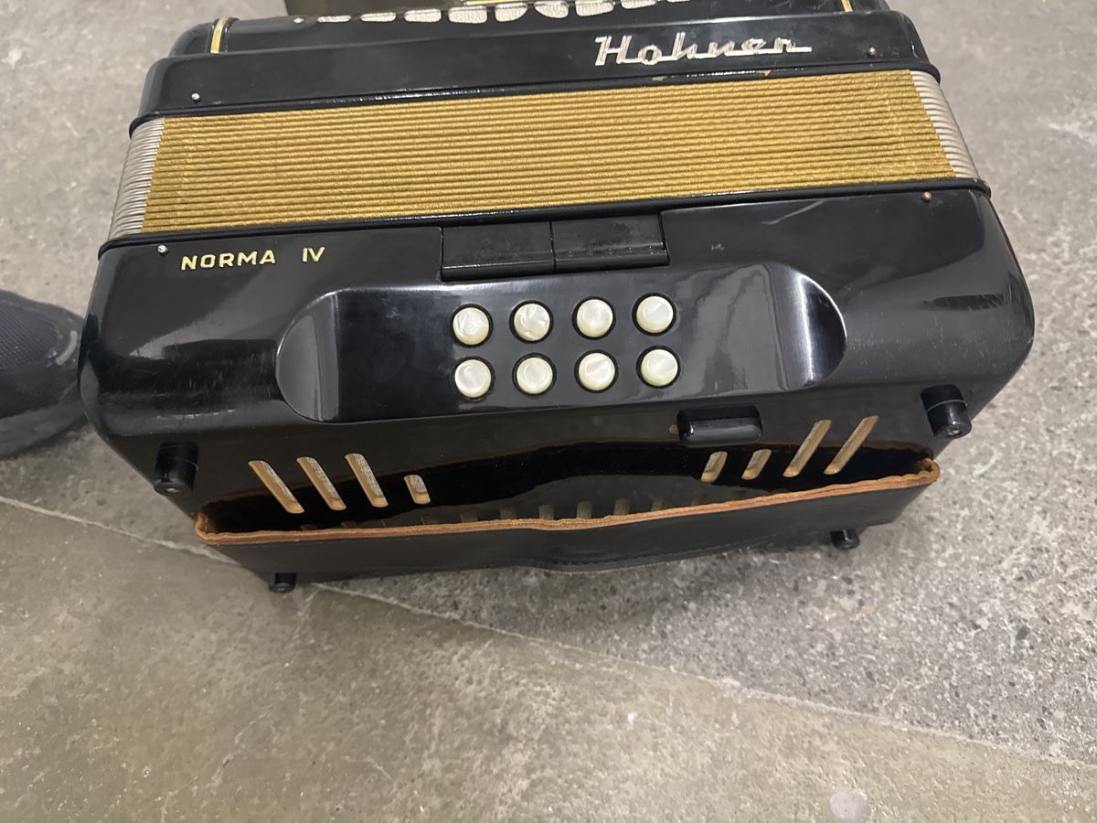 Hohner Strumenti musicali: Hohner norma iv  – Usato da Strengelbach venduto da HeidiHeidi09 2