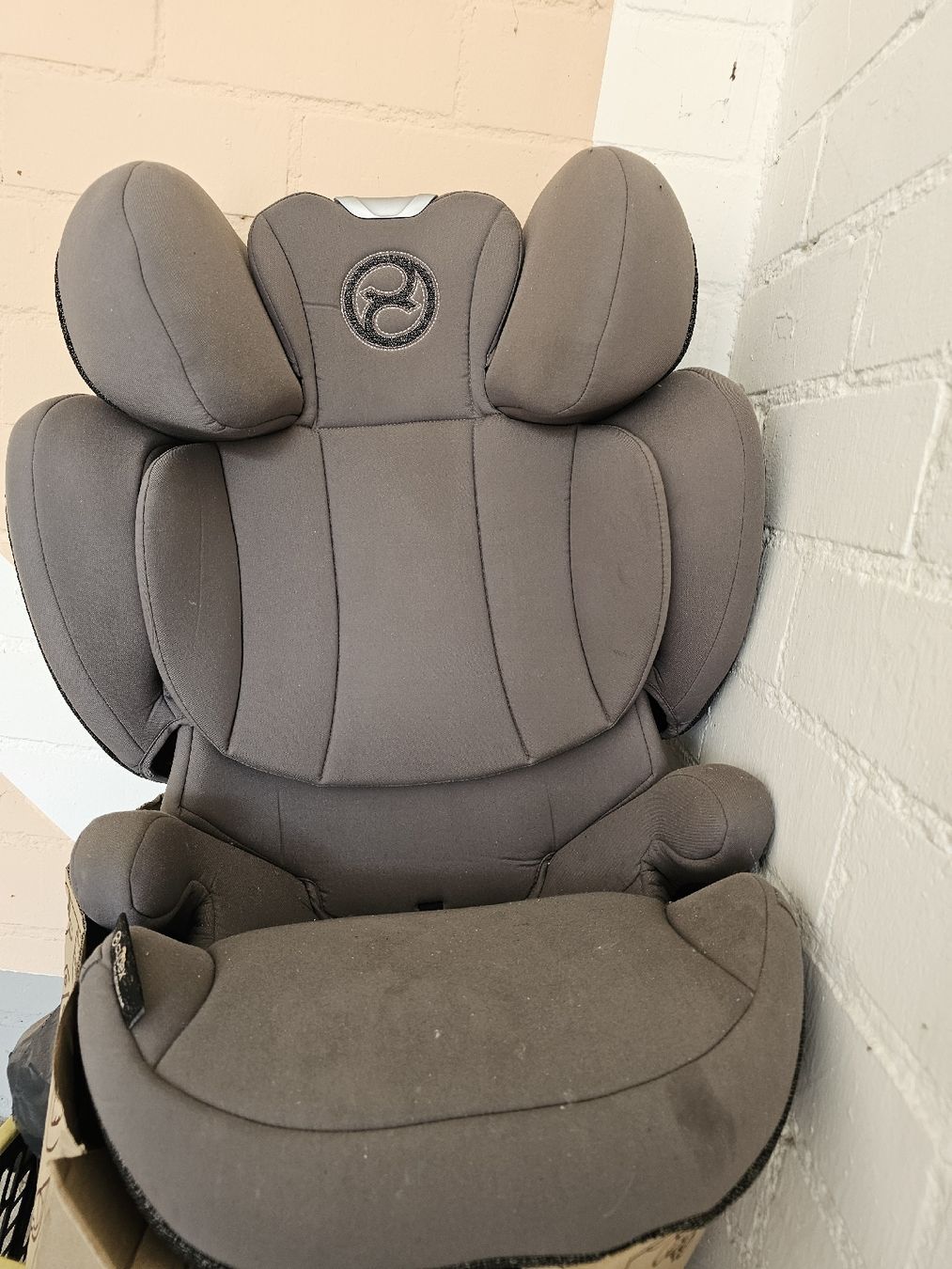 Cybex Seggiolini per auto: Kindersitz Cybex Z solution i-fix in Grau – Usato da Oberwil BL venduto da 007re 1