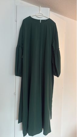 Dunkelgrünes Kleid, Grösse XL, wie neu
