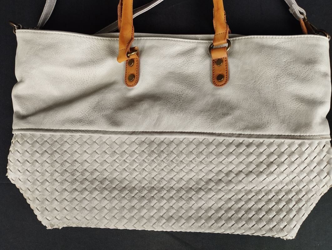 Borse da donna: Shopper-Tasche grau – Usato da Schübelbach venduto da Restwert_Schubelbach 7