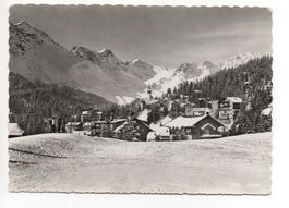 AROSA mit Skifahrer