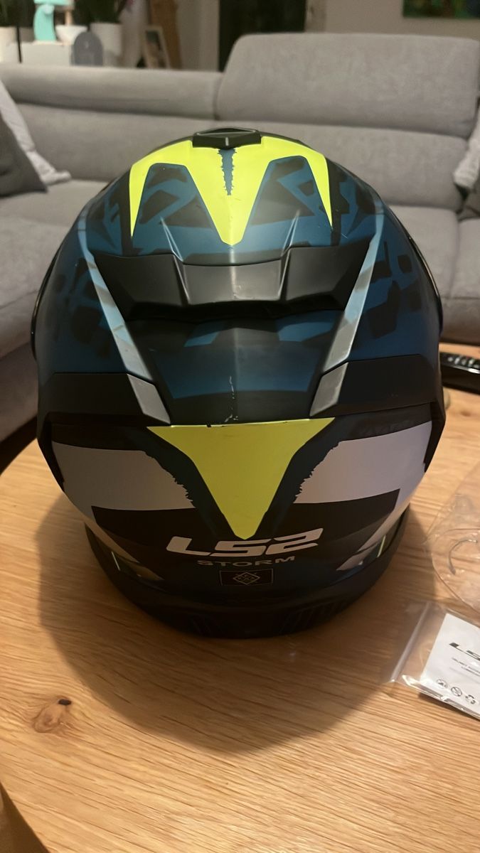 Caschi & visiere: LS2 Storm Integralhelm – kaum gebraucht – Usato da Zollikerberg venduto da robinho_ 3
