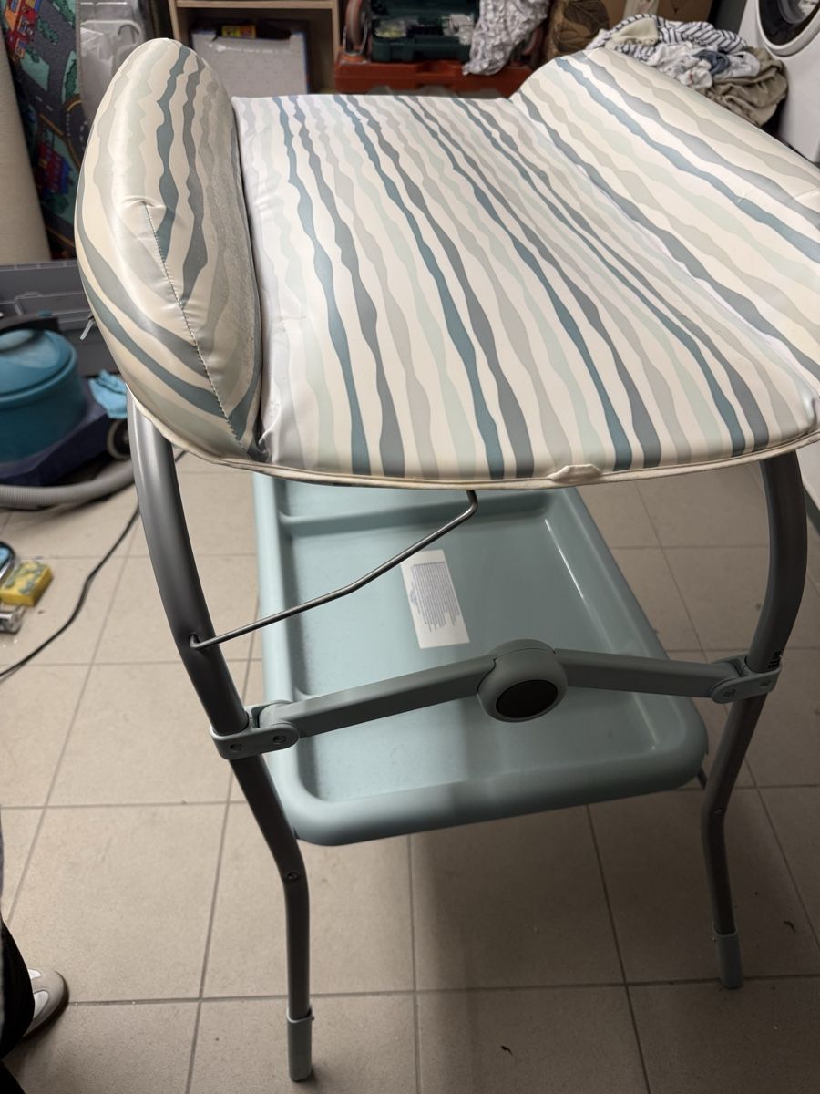 Chicco Tables à langer & accessoires: Chicco Cuddle &Bubble babywanne mit Auflage – D'occasion à Winterthur par beauty_rose 1
