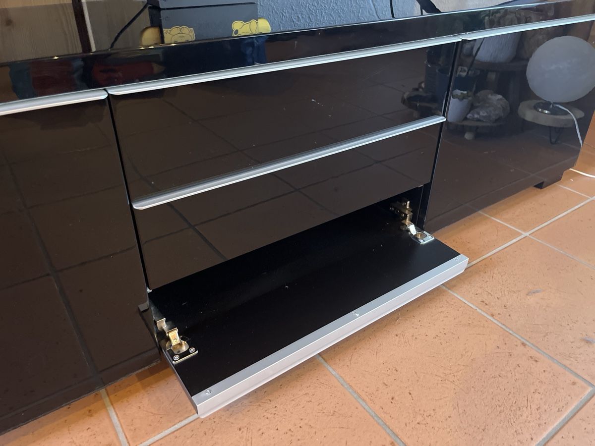 Ikea Mobili TV: IKEA TV-Möbel Besta – Usato da Einsiedeln venduto da sandramon 3