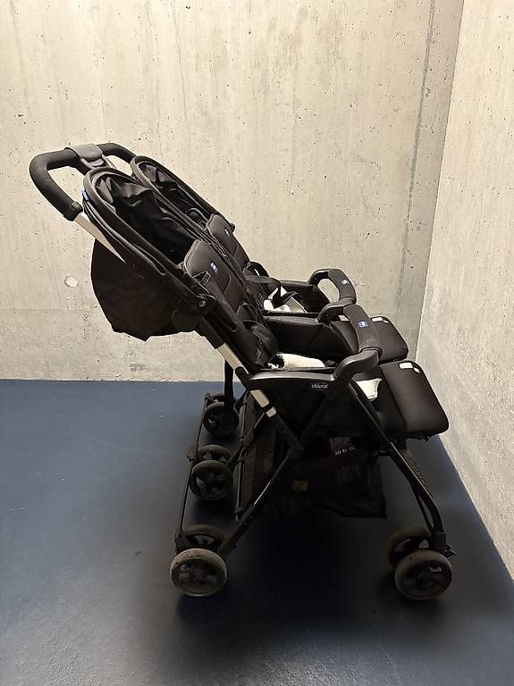 Chicco Carrozzine: Zwillingsbuggy als echtes Leichtgewicht – Usato da Zürich venduto da Miki_300 3