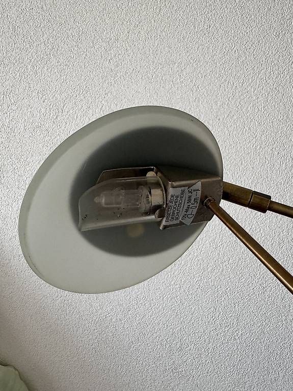 Lampade: 2 Standleuchten aus Messing, dimmbar – Usato da Bern venduto da Sunita 3