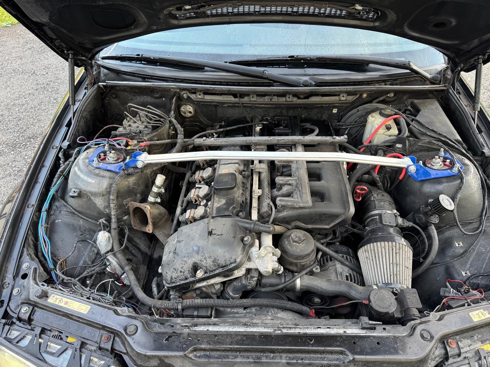 BMW Automobili: Zum Verkaufen steht ein Bmw E46 330i Drift – Usato da Schmerikon venduto da Passat018 5